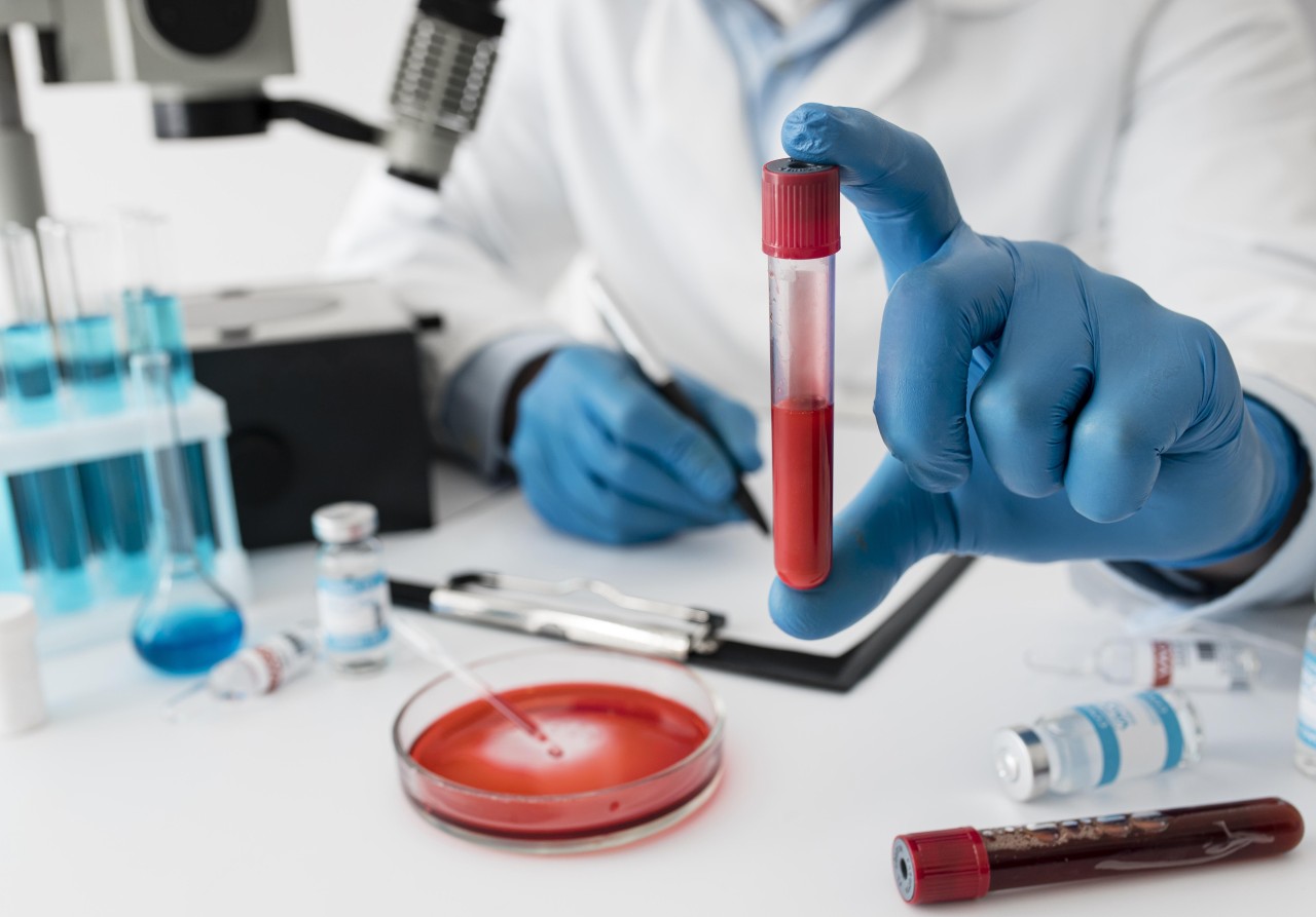 coronavirus-vaccine-composition-in-lab